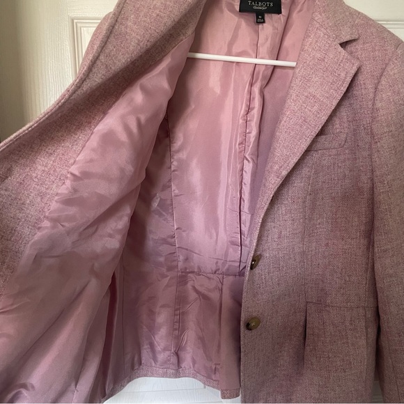 Gorgeous lavender wool tweed blazer from Talbots. Size 10. Perfect condition. - Picture 7 of 10